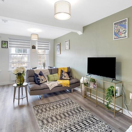 Ipswich Town Center Gem Sleep 5 Apartment Bagian luar foto