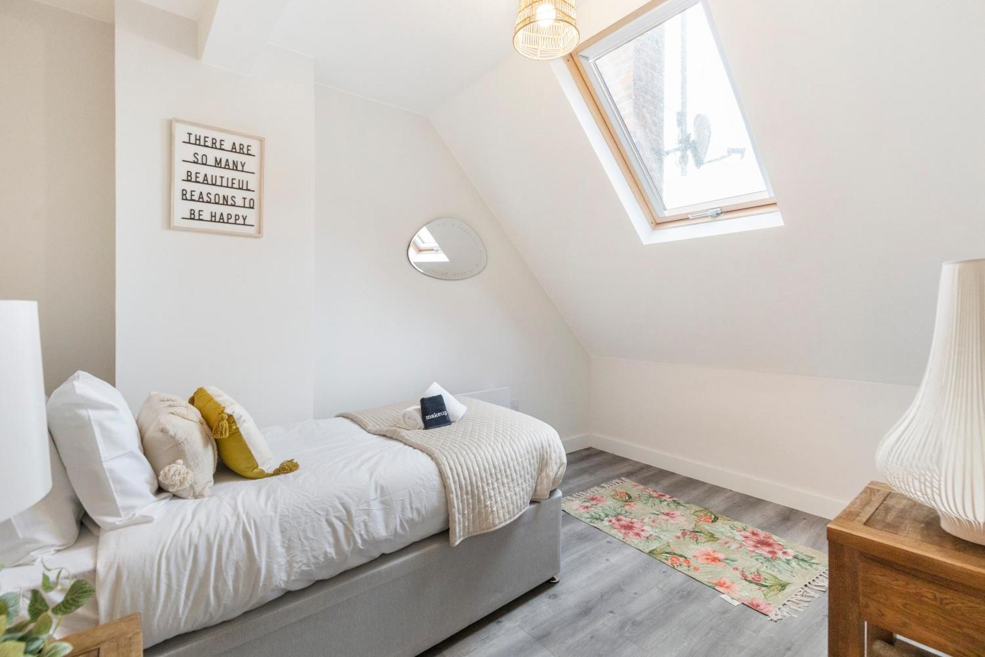 Ipswich Town Center Gem Sleep 5 Apartment Bagian luar foto